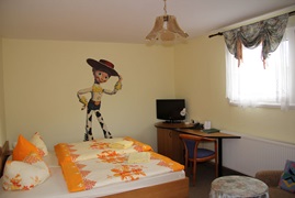 Familienzimmer im Hotel Parkschänke Zabeltitz