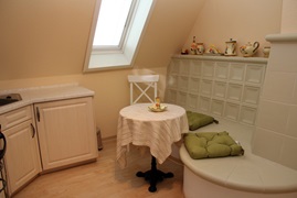 Küche der Ferienwohnung im Hotel Parkschänke Zabeltitz